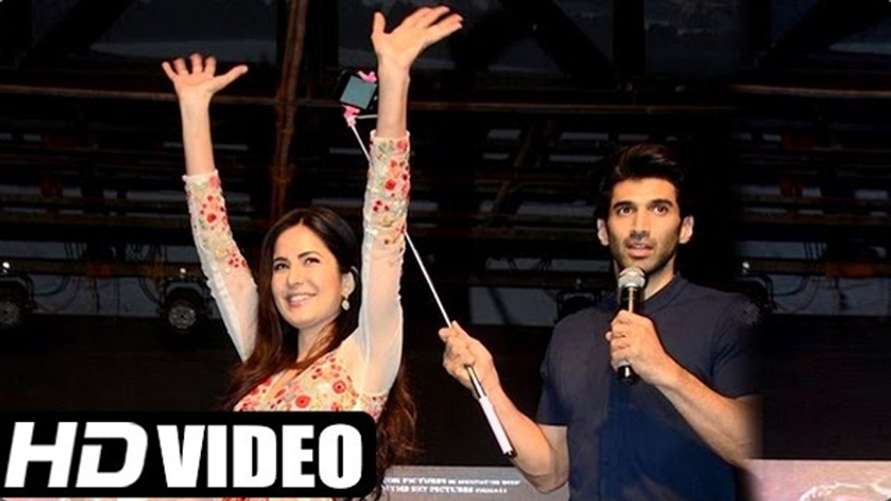 Katrina Kaif & Aditya Roy Kapur At Promotes Fitoor At NM College