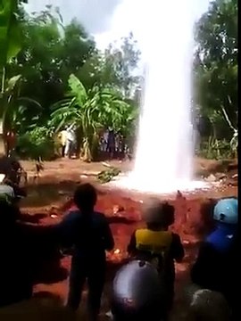 ماشاء الله الله پاک کی قدرت کا نظا رہ دیکھیں کیسے اکھٹی بارش ہو رہی ہے آپ نے آج