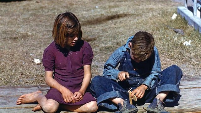 Glenn Miller and his Orchestra A String Of Pearls (1942) HQ