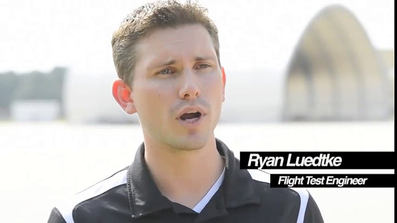 NAVAIR - F-35B STOVL Stealth Fighter Wet Runway & Crosswind Landing Testing [1080p]  Crosswind Landing