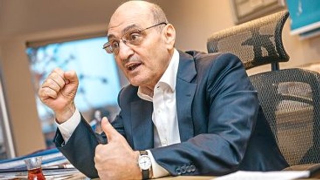 Eski Çevre ve Şehircilik Bakanı Erdoğan Bayrakta Müteahhitliğe Döndü