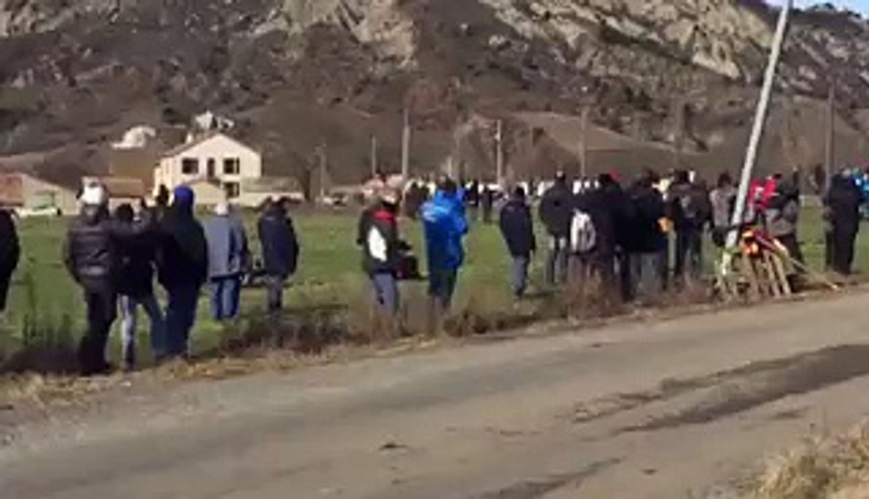 Un pilote va renverser un spectacteur pendant une course de Rallye