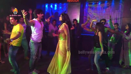 Dhara 302 Movie (2016) - Video Item Song On Location !!! [HD, 720p]