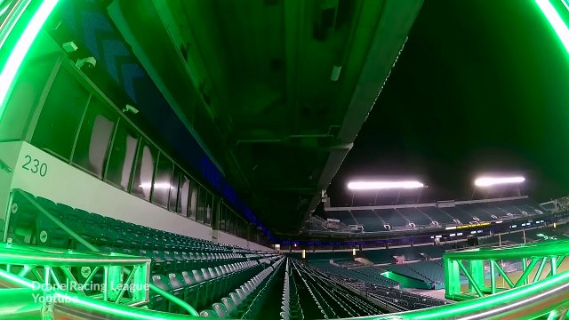 Des courses de drones spectaculaires avec caméra embarquée