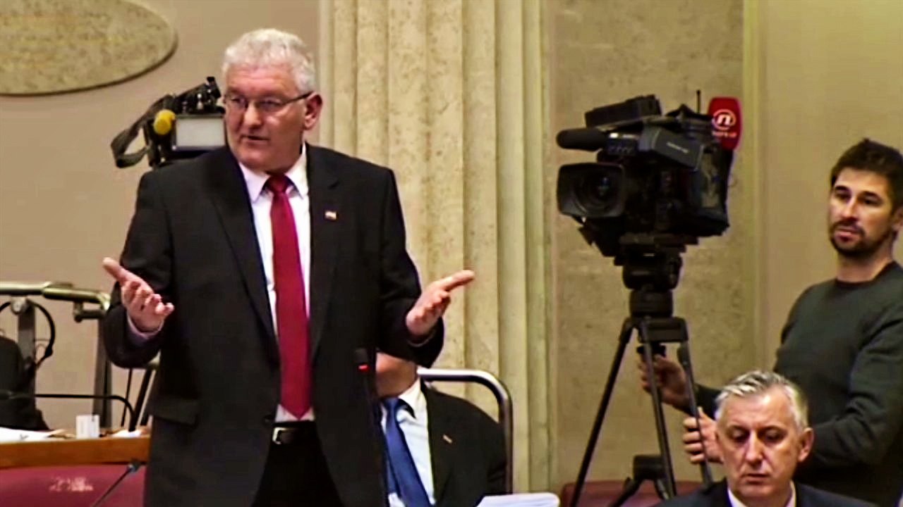 Špika: "Drago mi je, žao mi je..."