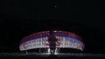 Du parapente sous les aurores boréales (Norvège)