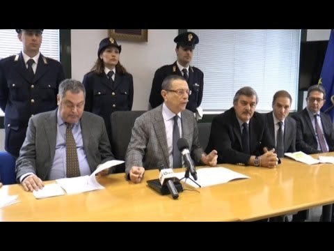 Napoli - Traffico internazionale di droga, 11 arresti (27.01.16)