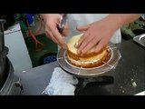 Самый простой и быстрый способ украшения торта взбитыми сливками (как украсить торт кремом).