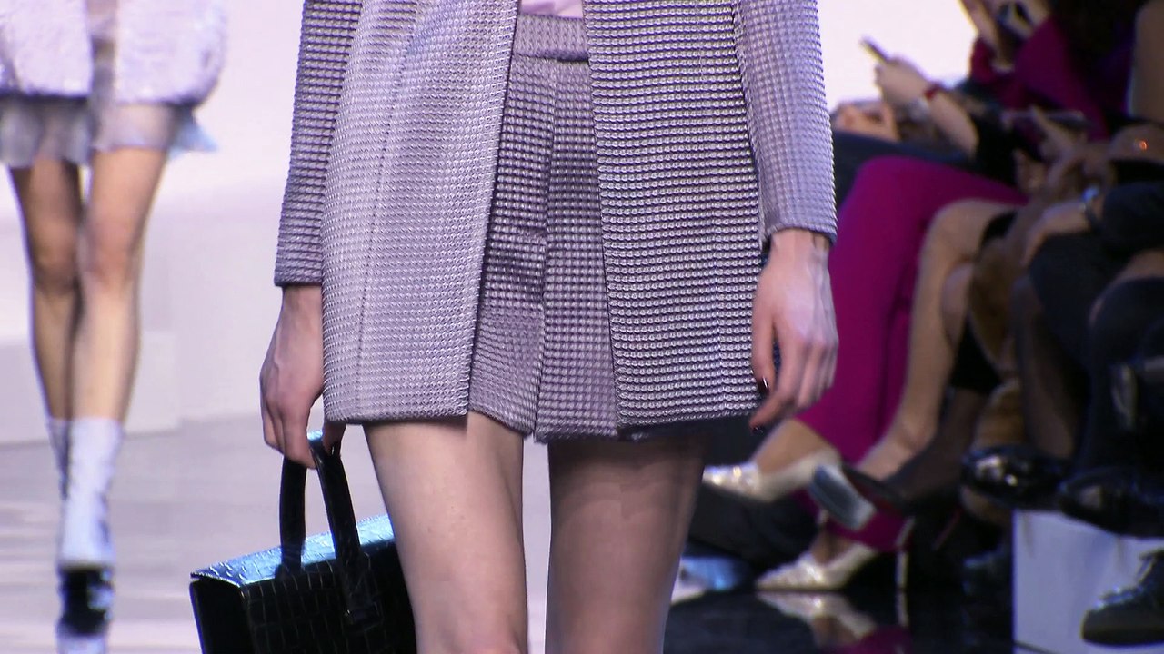 La collection haute-couture printemps-été 2016 de Giorgio Armani