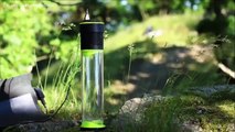 Une bouteille d'eau qui se remplie toute seule en transformant l'air en eau - Fontus