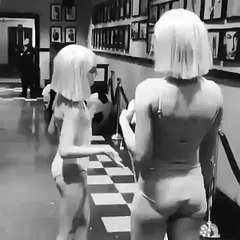 Maddie ziegler backstage at Saturday night live!