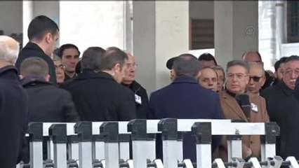 Nihat Özdemir'in Eşi Gülseren Özdemir'in Cenaze Namazı (2)