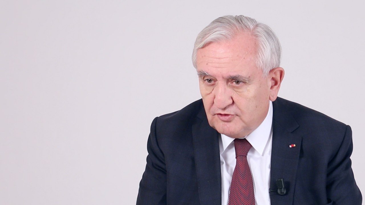 Jean-Pierre Raffarin: "Le gouvernement a un manque de lucidité sur le chômage"