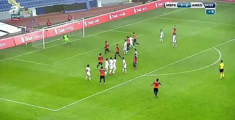 Semih Şentürk’ten Amed tribünlerine asker selamı