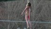 Une Femen mime une pendaison pour protester contre le président iranien