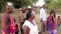 Un kiosque solaire chez les Masaï - ARTE Documentaire 2015