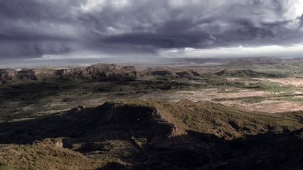 Le footballeur Paul Pogba joue en pleine tempête pour Jeep