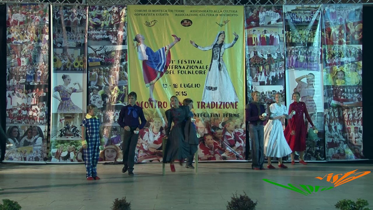 Studio of modern dance "Novaya versiya" - Russia at VI° International Summer Festival "Meet the tradition" 2015