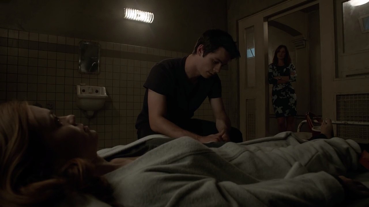 Teen Wolf (Season 5) | ‘Stiles Pleads for Lydia to Wake Up’ Official Sneak Peek | MTV