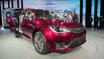 2017 Chrysler Pacifica - 2016 Detroit Auto Show