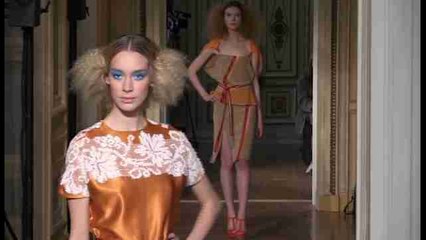 El mexicano Antonio Ortega seduce en la alta costura parisina