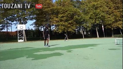 Video: Mario Balotelli fue humillado por un 'freestyler'