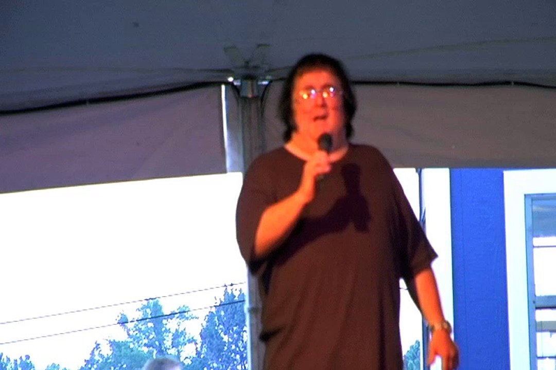 Bryan Clark sings 'America' Elvis week 2008