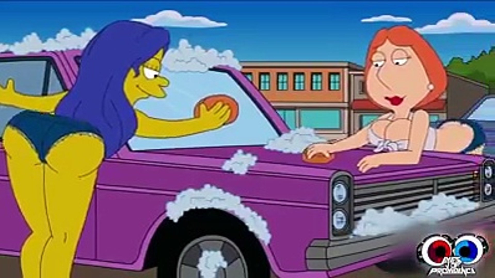Carwash Scene - Lois Griffin Marge Simpson - Vídeo
