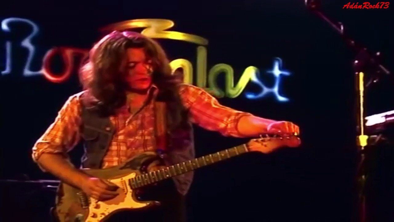 Rory Gallagher - A Million Miles Away (Live)