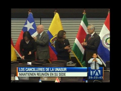 Cancilleres de Unasur se reúnen en Quito