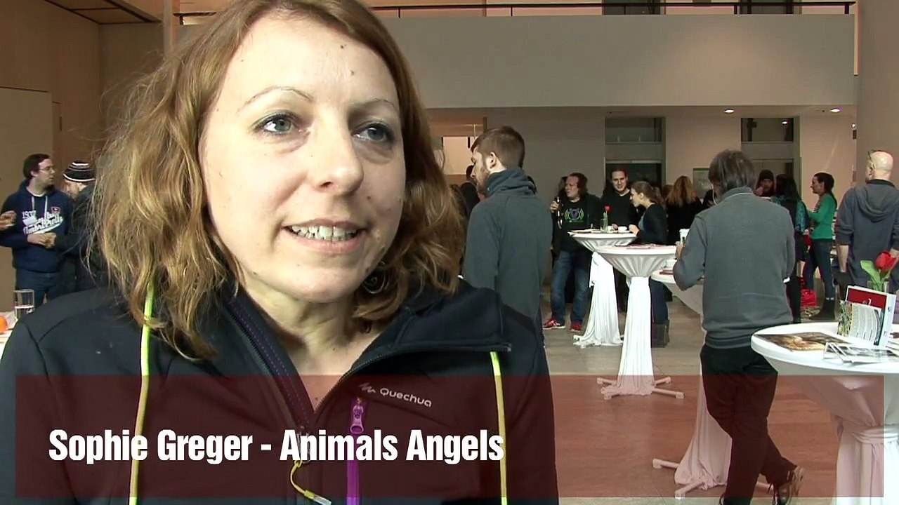 Tierrechtskonferenz- -TIERE SIND KEINE WARE-