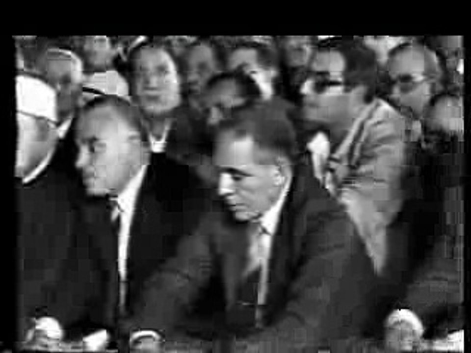 عبد الباسط عبد الصمد  فيديو  سور الأحزاب و الضحى و الشرح  مسجد الحسين