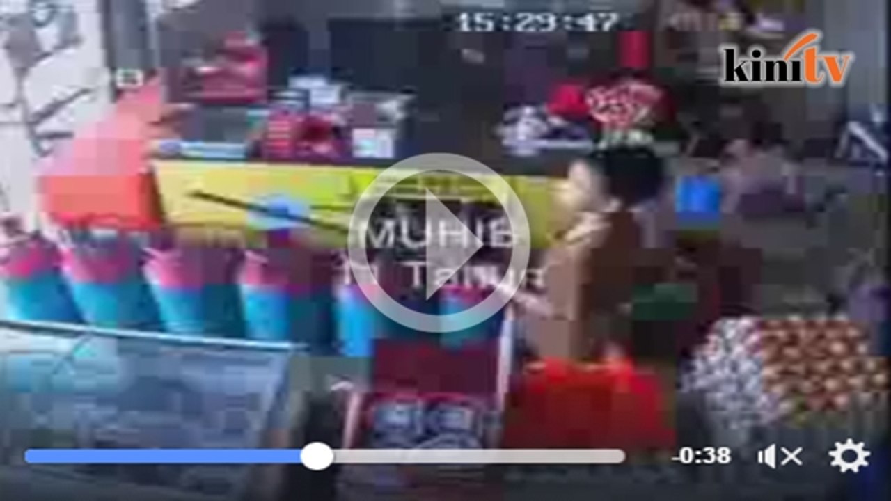 Video 'wira kecil' patahkan cubaan rompakan viral