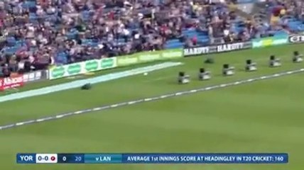 Maxwell Unbelievable Six on First Ball in T20