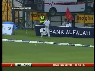 Kamran Akmal 116- v Australia - 5th ODI - Dubai - 2009