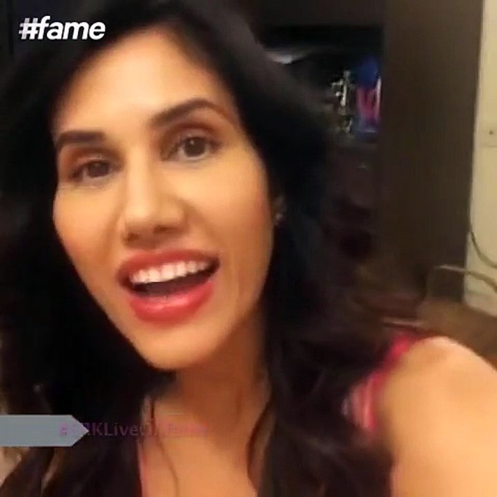 Shah Rukh Khan - Live on #fame - Promo | Follow iamsrk | Sonnalli Seygall
