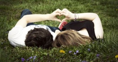 14 Şubat'ta Sevgilisine Çiçek Göndermek İsteyenler Aman Dikkat!