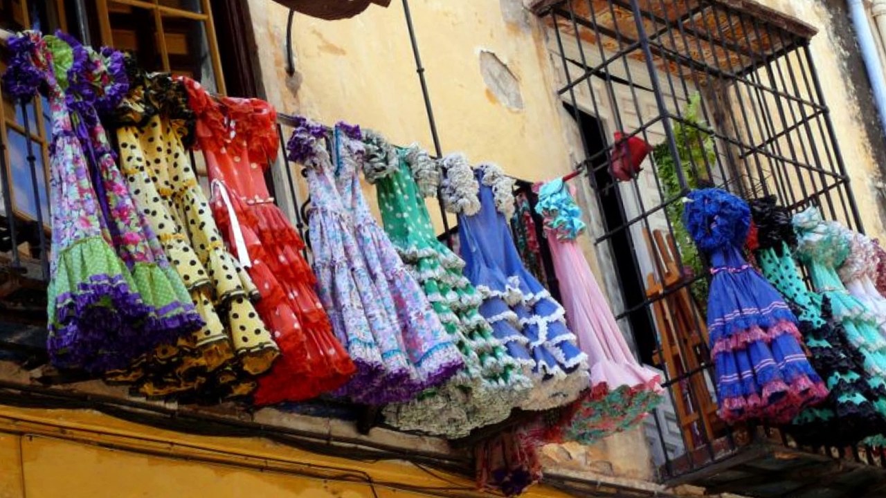 Фан-видео: Поёт Александр Бон. «Malagueña Salerosa» (Светлана Павловна Грибакина)