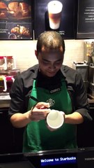 Voici Sam, le serveur qui danse! Histoire magique