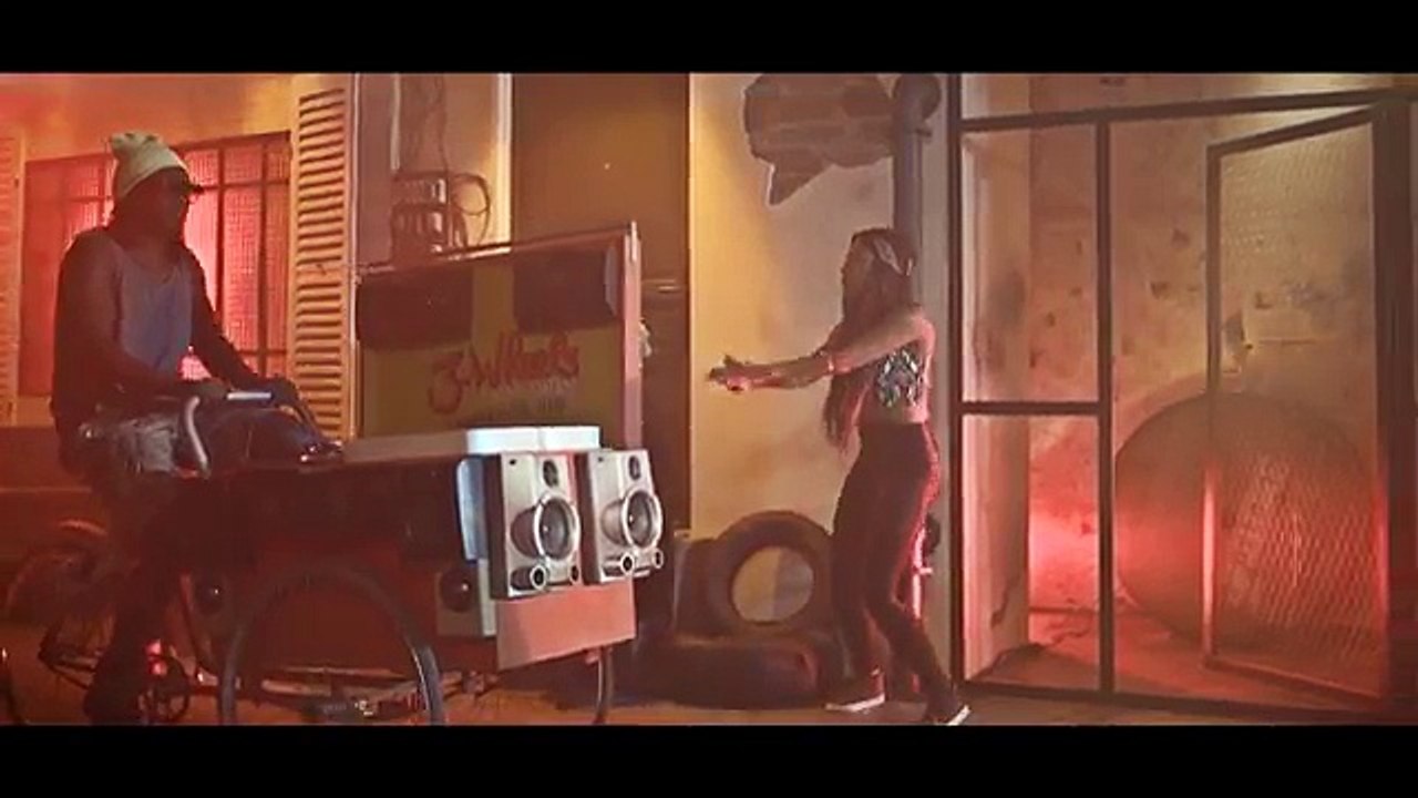 VIM - Stop Paparazzi