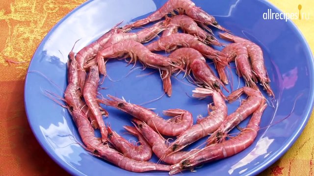 Жареные креветки с чесноком- видео-рецепт