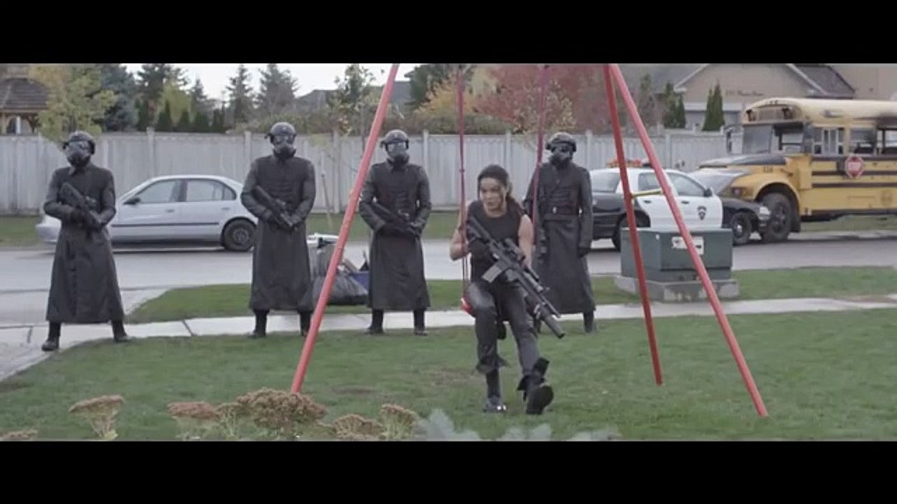 Resident Evil  Retribution (2012) Bloopers Gag Reel