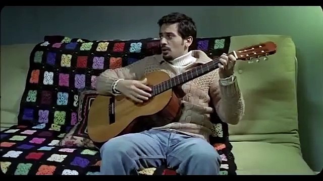 Özcan Deniz söylüyor: Para Para Gözün Kör Olsun