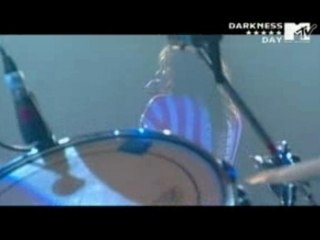 The darkness - friday night (live)