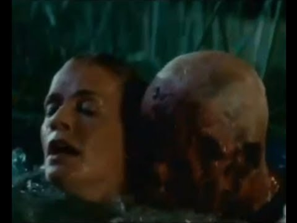 Piranha 3D - Trailer - Extra Video Clip 1