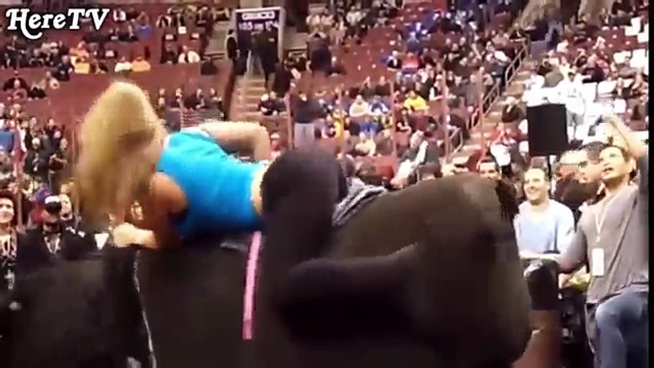 Funny Videos 2016 - GIRLS FAILS mechanical bull (Funny Videos 720p)