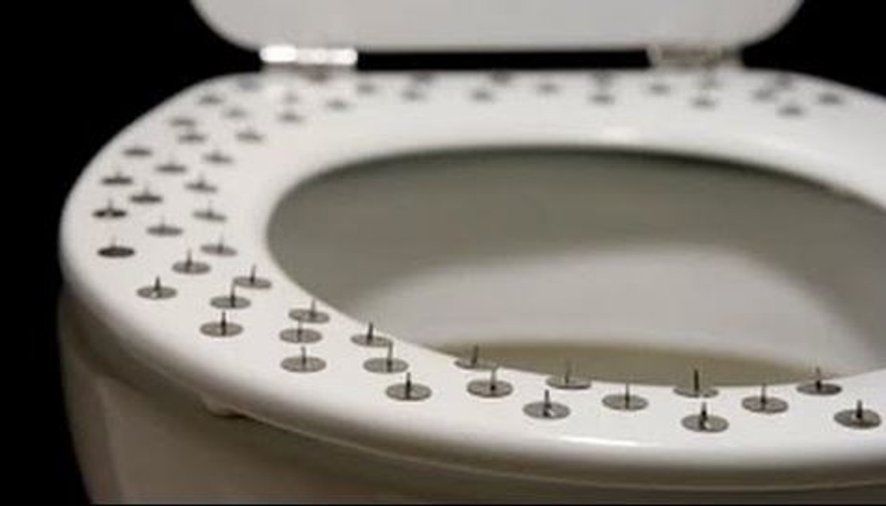 BROMAS EN EL BAÑO | BROMA CHISTOSA | BROMAS GRACIOSAS