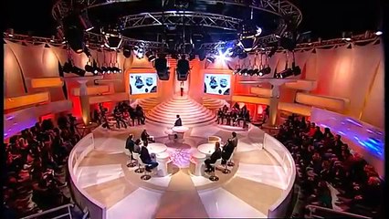 ‫صوتٌ ملائكِّي رائِع ✪ نور قمَر ✪ في كلام الناس‬