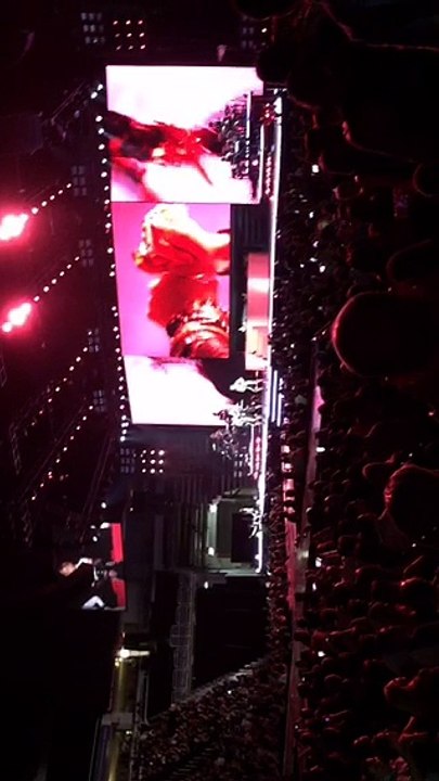 Alejandro Granadillo on Periscope La isla bonita - Madonna