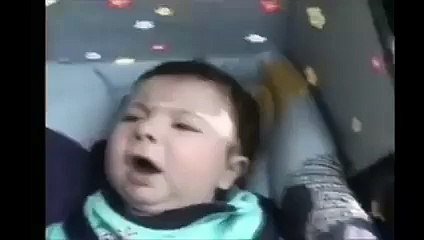 Baby has a hilarious reaction to going through a tunnel
